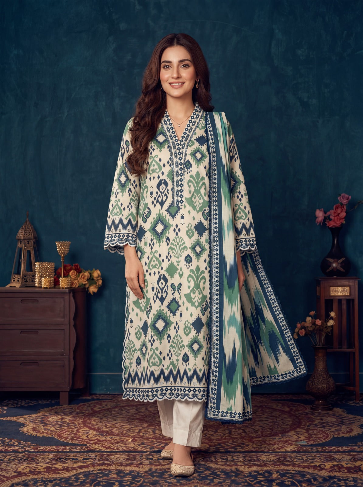 Luz Ivory 3PC Printed Cambric Lawn Suit – VLZ – 0070