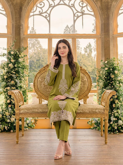 Amor Moss Green 2PC Embroidered Lawn Pret – VLZ – 0065