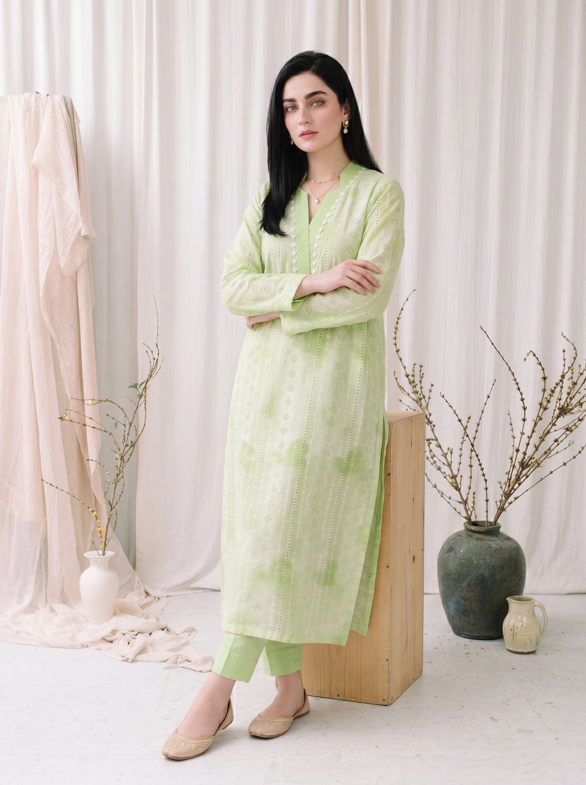 Aura Pastel Pistachio 2PC Embroidered Lawn Pret – VLZ – 0098