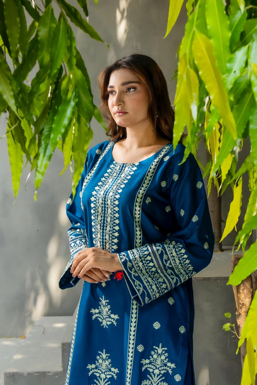 Zafiro Royal Blue 3PC Embroidered Lawn Suit – VLZ-0084