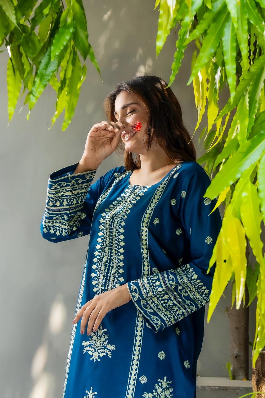 Zafiro Royal Blue 3PC Embroidered Lawn Suit – VLZ-0084
