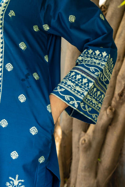 Zafiro Royal Blue 3PC Embroidered Lawn Suit – VLZ-0084