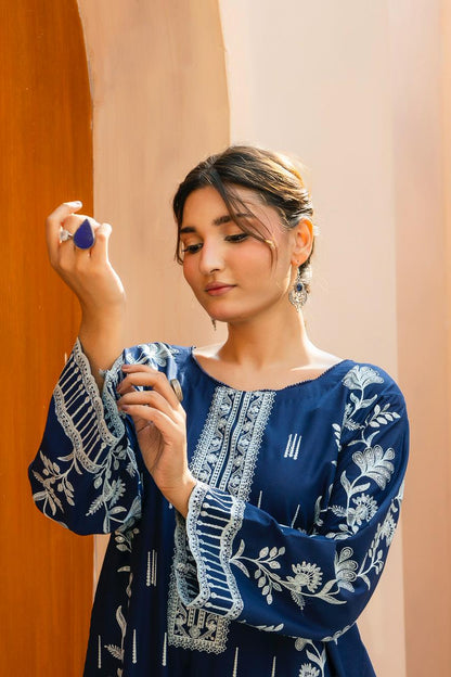 Azul Marino Navy Blue 2PC Embroidered Lawn Pret – VLZ-0071